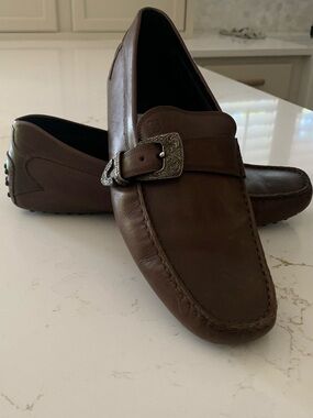 Tod’s leather driving shoes Size 10
